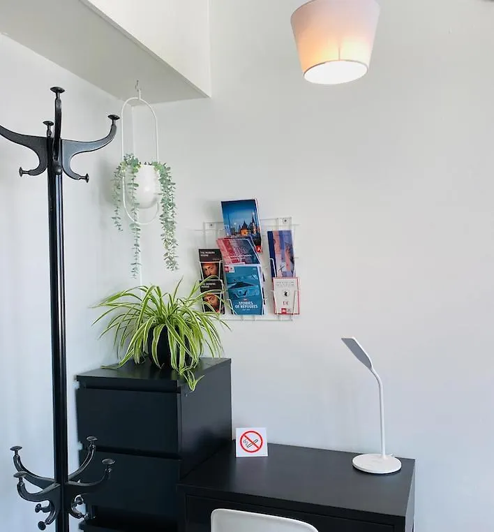 Apartment Studio Antwerp Central Station